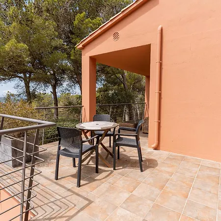 Villa Eleanors House *