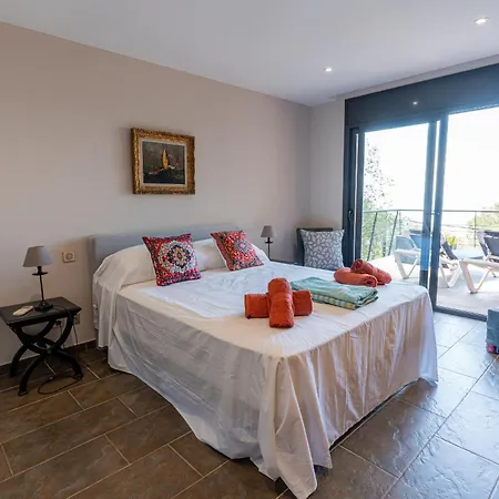 Eleanors House * Llafranc
